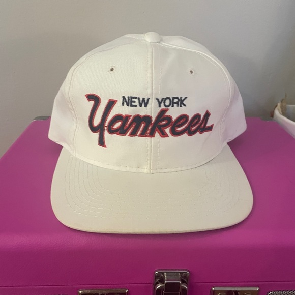 Sports specialties Other - Yankees sports specialties vintage hat